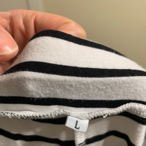 Black and White Striped Joggers Size Large - Picture 7 of 7